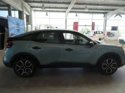 Photo 3 Citroën C4 e- 136 ch Automatique