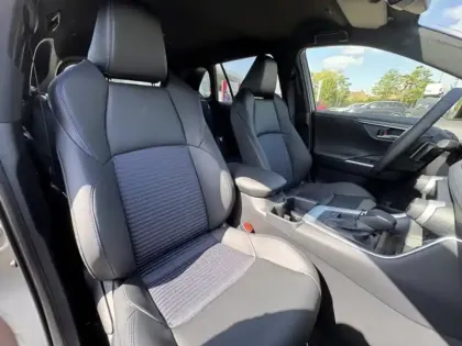 Photo 8 Toyota Rav4 Gén. V Ph1 Collection Access 5