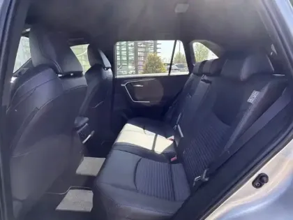 Photo 7 Toyota Rav4 Gén. V Ph1 Collection Access 5