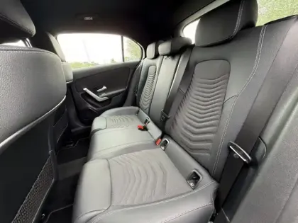 Photo 20 Mercedes Classe A 250 e Hybrid EQ Progressive Line