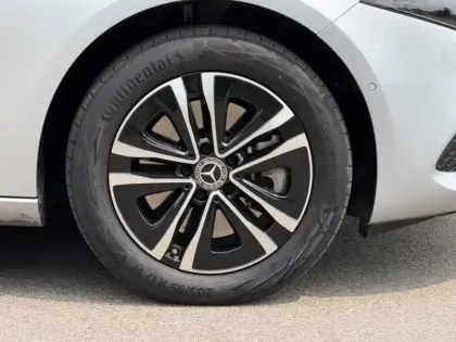 Photo 12 Mercedes Classe A 250 e Hybrid EQ Progressive Line