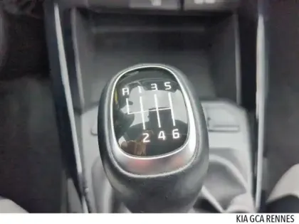 Photo 8 Kia Stonic  1.0 T-GDi 100ch MHEV Launch Edition iBVM6