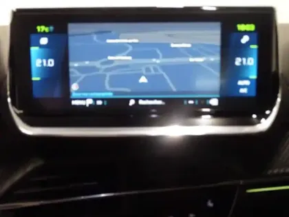 Photo 12 Peugeot 2008  e- 136ch GT