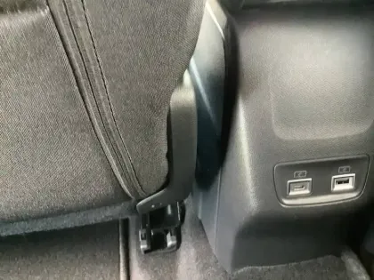 Photo 37 Peugeot 208  Hybrid 110 e-DCS6