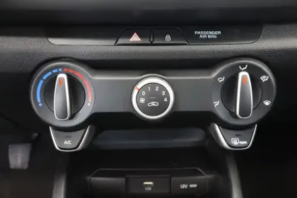 Photo 38 Kia Rio  1.2 DPi 84ch BVM5