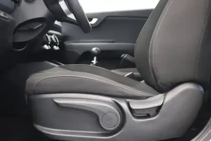 Photo 40 Kia Rio  1.2 DPi 84ch BVM5