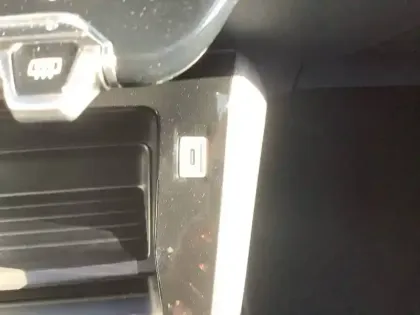 Photo 42 Peugeot 208  Hybrid 110 e-DCS6