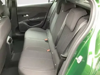 Photo 34 Peugeot 308  BlueHDi 130ch S&S EAT8