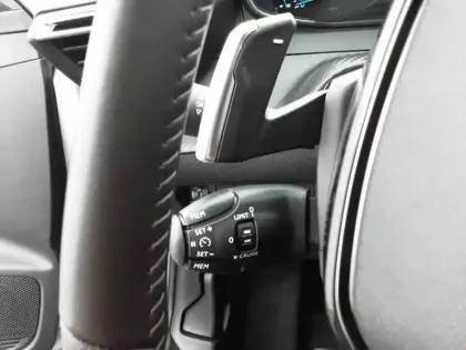 Photo 17 Peugeot 208  Hybrid 100 e-DCS6