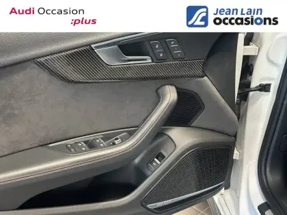 Photo 40 Audi A4 RS4 Avant V6 2.9 TFSI 450 ch Tiptronic 8