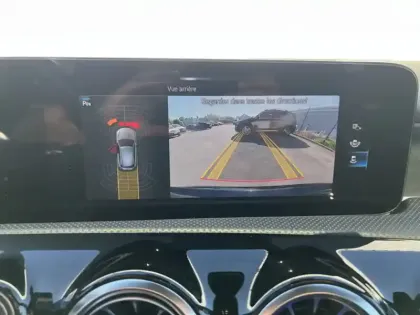 Photo 33 Mercedes Classe A 200 d AMG Line