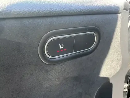 Photo 40 Mercedes Classe A 200 d AMG Line