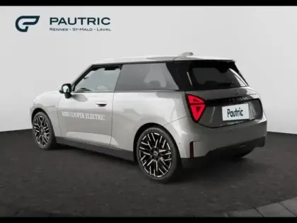 Photo 17 Mini Cooper  3 Portes SE 218ch Favoured