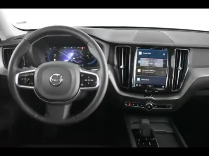 Photo 25 Volvo Xc60  T6 Hybride Rechargeable 253 + 145ch Plus Style Dark Geartronic 8 AWD