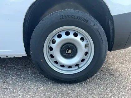 Photo 38 Fiat Doblo -E CARGO FOURGON TAILLE M 800 KG ELECTRIQUE 100 KW