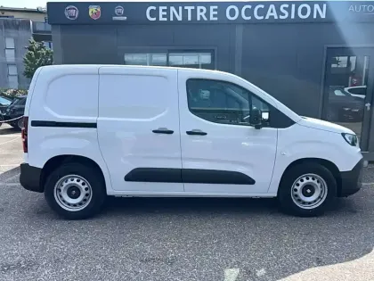 Photo 94 Fiat Doblo -E CARGO FOURGON TAILLE M 800 KG ELECTRIQUE 100 KW