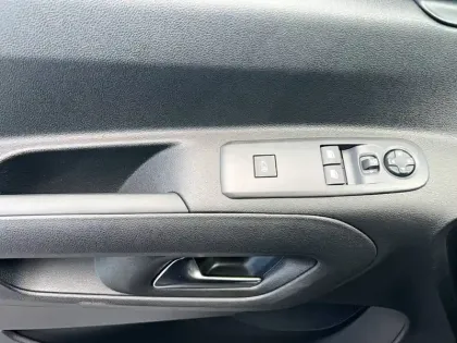 Photo 53 Fiat Doblo -E CARGO FOURGON TAILLE M 800 KG ELECTRIQUE 100 KW