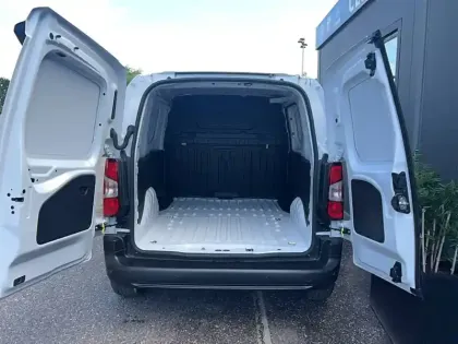 Photo 37 Fiat Doblo -E CARGO FOURGON TAILLE M 800 KG ELECTRIQUE 100 KW