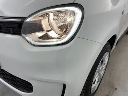 Photo 20 Renault Twingo  III Achat Intégral - 21