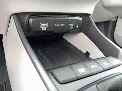 Photo 63 Hyundai Bayon  1.0 T-GDi 100 DCT-7