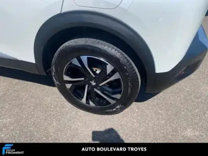 Photo 12 Peugeot 2008 Gén. II Ph1 NG Allure Pack 5