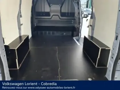 Photo 26 Volkswagen Transporter Gén. VII (T7) Ph1 Base 4