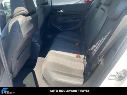 Photo 11 Peugeot 308  1.2 PureTech 130ch S&S Roadtrip