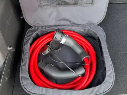 Photo 43 Peugeot 2008  Electrique 50 kWh 136 ch