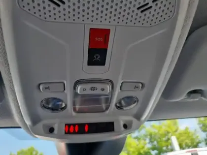 Photo 39 Peugeot 208  Hybrid 110 e-DCS6