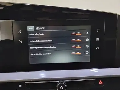 Photo 41 Opel Mokka  Electrique 136 ch & Batterie 50 kWh