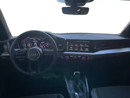 Photo 42 Audi A1  Sportback 35 TFSI 150 ch S tronic 7