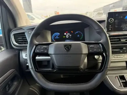 Photo 19 Peugeot Expert  FGN M ELECTRIQUE 100KWH 136CH BATTERIE 50 KWH