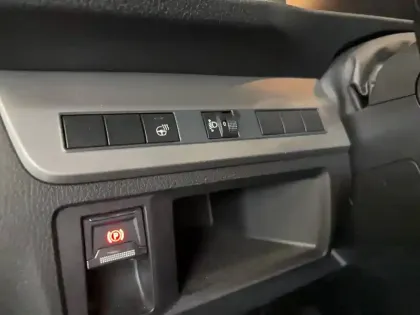 Photo 31 Peugeot Expert  FGN M ELECTRIQUE 100KWH 136CH BATTERIE 50 KWH