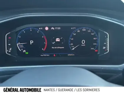 Photo 18 Volkswagen T-roc  1.5 TSI EVO 150 Start/Stop DSG7