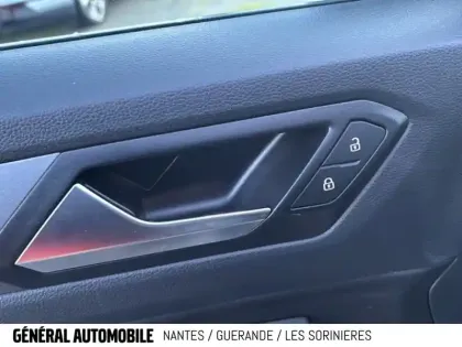 Photo 10 Volkswagen T-roc  1.5 TSI EVO 150 Start/Stop DSG7