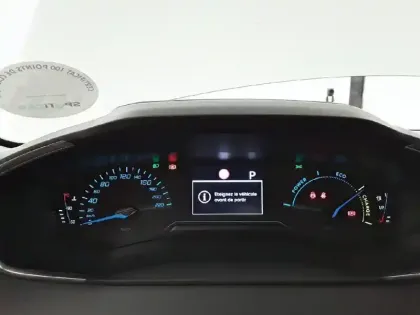Photo 30 Peugeot 208  Hybrid 100 e-DCS6