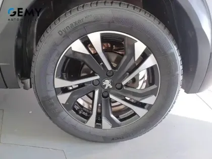 Photo 10 Peugeot 2008  Moteur électrique 136 ch