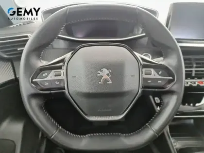 Photo 12 Peugeot 2008  Moteur électrique 136 ch