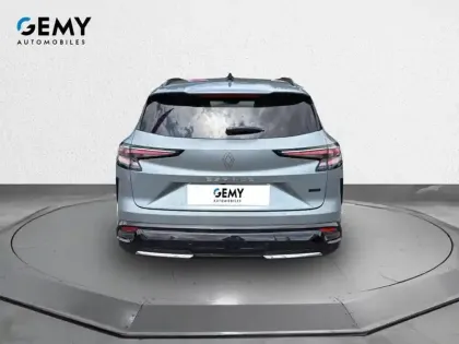 Photo 4 Renault Espace  full hybrid E-Tech 200 ch 5pl