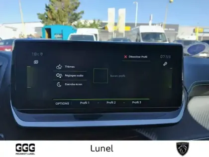 Photo 24 Peugeot 208  PureTech 100 S&S EAT8