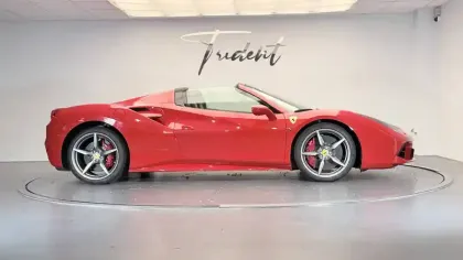 Photo 22 Ferrari 488  4.0 V8 670ch Spider