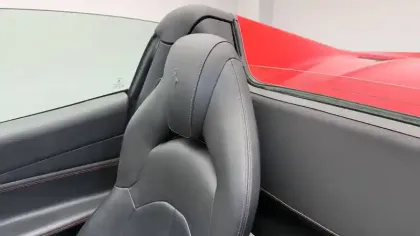 Photo 17 Ferrari 488  4.0 V8 670ch Spider