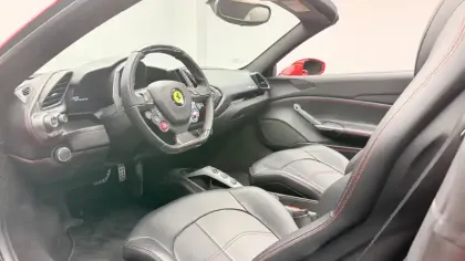 Photo 52 Ferrari 488  4.0 V8 670ch Spider