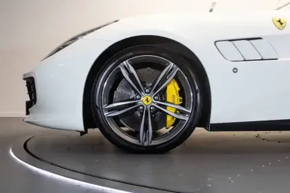 Photo 32 Ferrari Gtc4lusso GTC4 Lusso V12 6.0 690ch