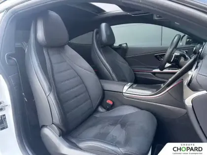 Photo 99 Mercedes CLE  Coupé 300 9G-Tronic 4MATIC