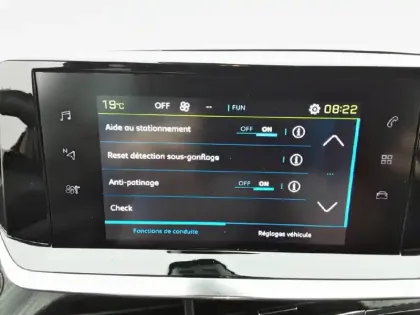 Photo 25 Peugeot 208  Electrique 50 kWh 136ch