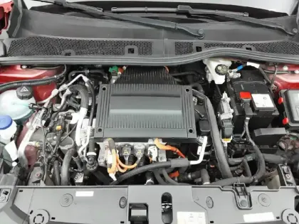 Photo 14 Peugeot 208  Electrique 50 kWh 136ch