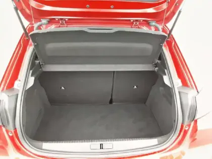 Photo 5 Peugeot 208  Electrique 50 kWh 136ch