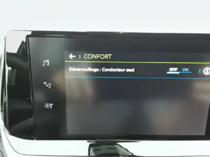 Photo 29 Peugeot 208  Electrique 50 kWh 136ch