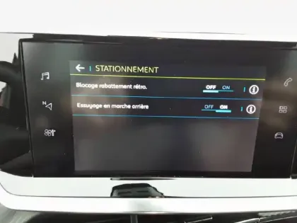 Photo 27 Peugeot 208  Electrique 50 kWh 136ch